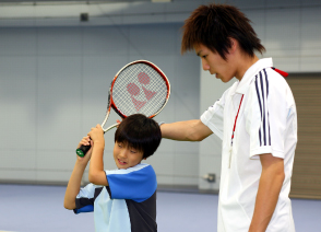 幼少期の運動効果～テニスが担える役割～