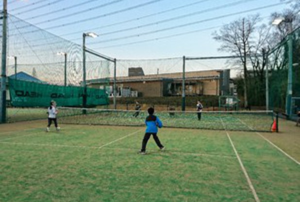 インとアウトとキャンプとテニス