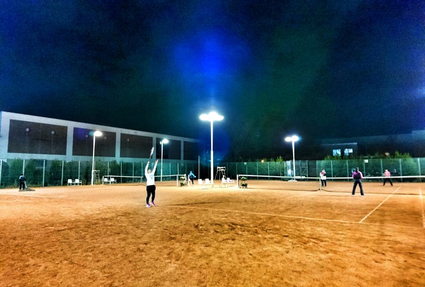 「実戦！ 昭和の森テニス部」 