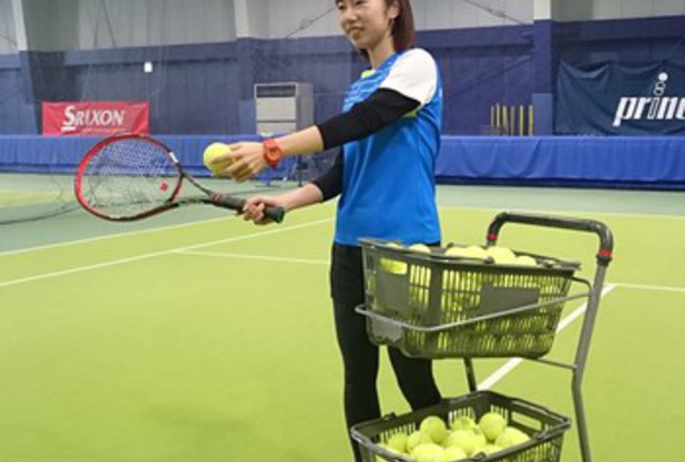 花粉の時期はインドアテニス♪