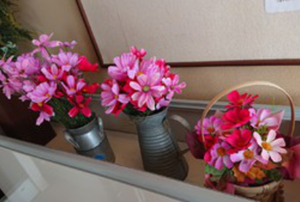 入り口のお花チェンジ！