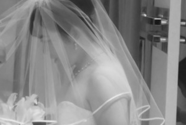 厳粛なお式・・・ん？