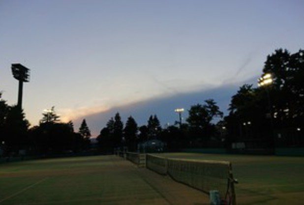 暑いので陽が落ちてから…