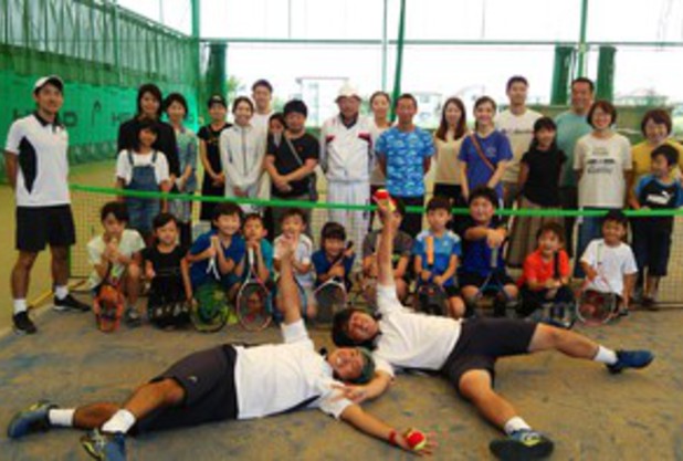 テニスの日! 楽しいファミリーイベント