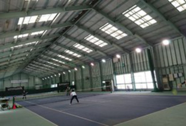 スポーツの秋、テニスを