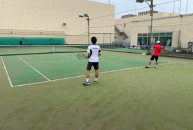 テニスコートの違い