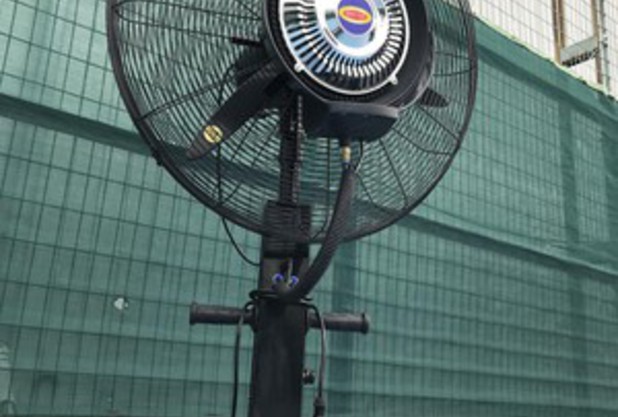 暑さ対策、稼働開始。