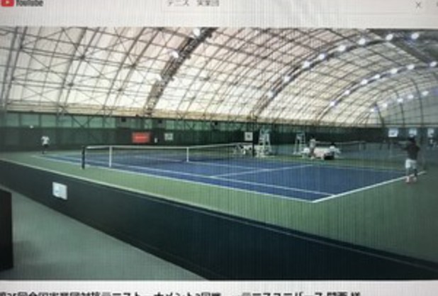 画面の前で実業団応援！