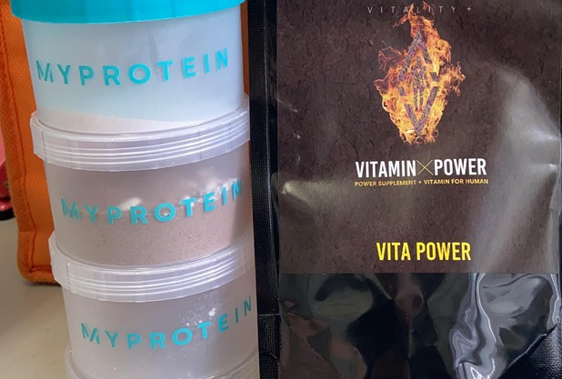 さて、何が入っているでしょう！