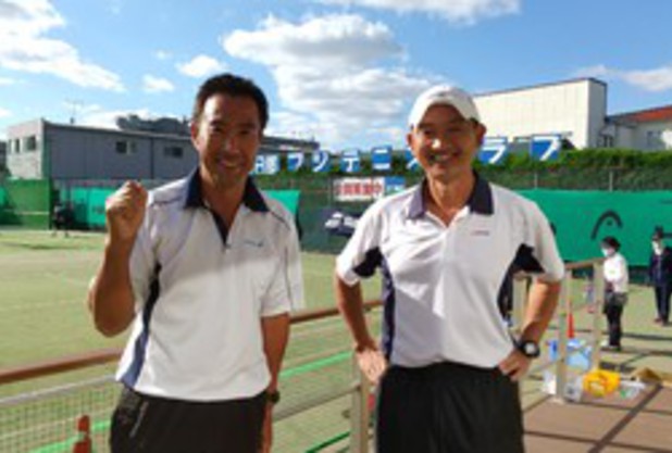 新クラブハウスのウッドデッキで・・・