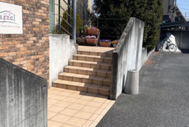 はちふぁみ花壇　春