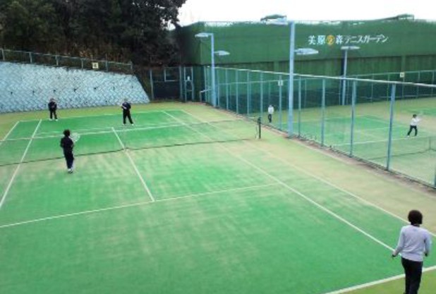 美原の森レディースダブルス大会開催中