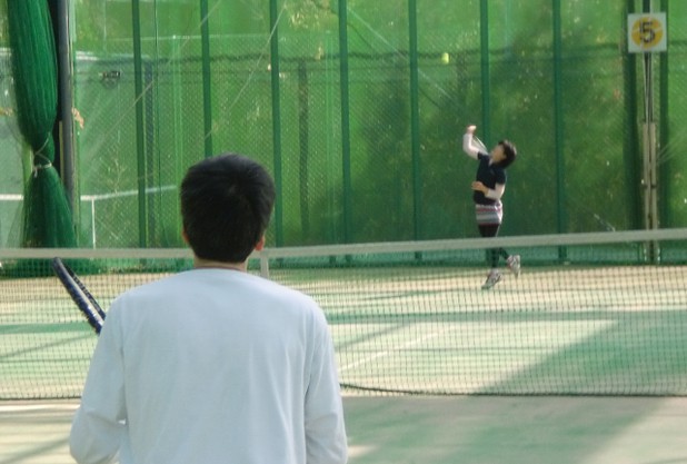 比嘉明人プロと一緒にガチンコ総当たりシングルス練習会