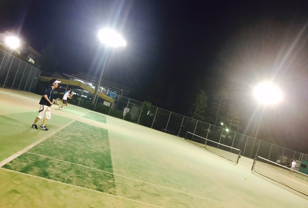 フライデーナイト