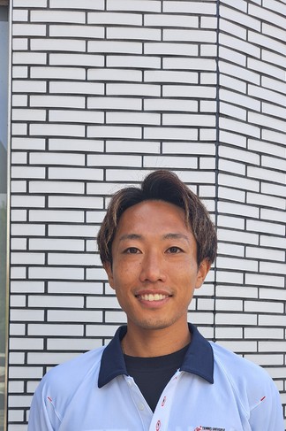 綾部　聖 