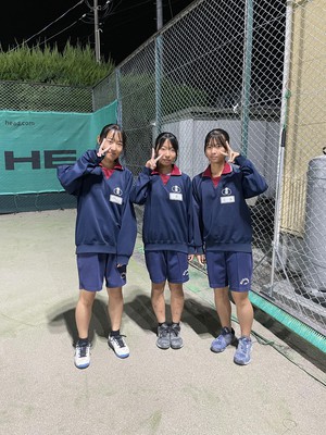 女子団体優勝.jpeg
