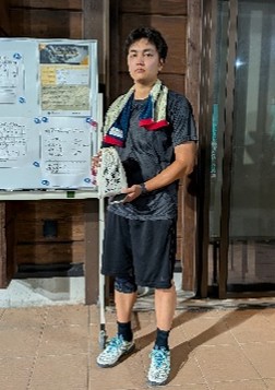 mori260902j.jpg