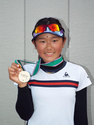 14歳女子優勝1.JPG