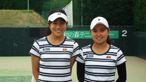 1510女子D準優勝.JPG